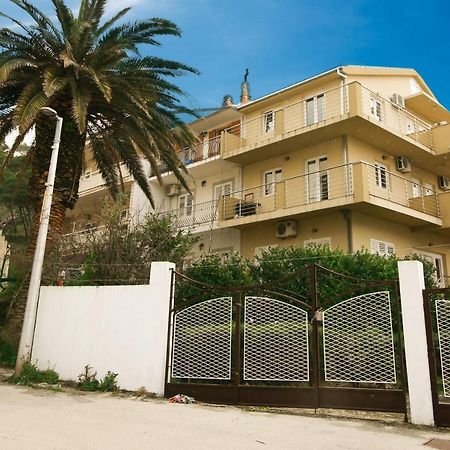 Apartments Alma Podgora Exteriér fotografie